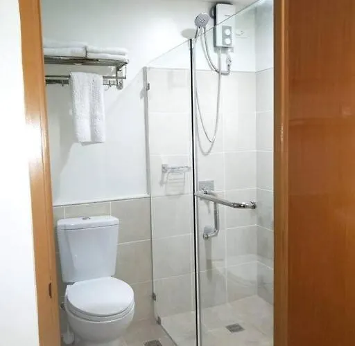 Persimmon - Unit- 16th Floor - 1641 *